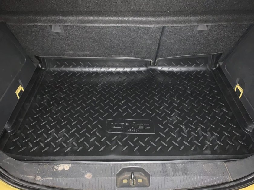 Коврик в багажник Опель Корса д