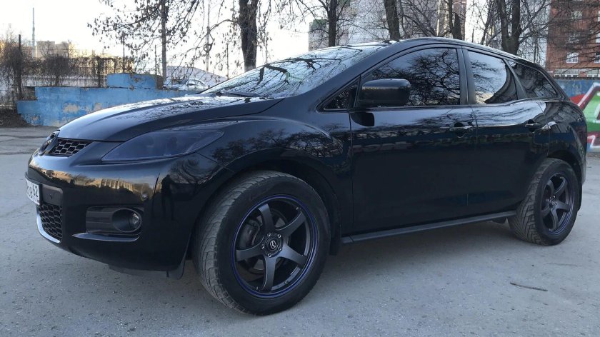Mazda CX 7 черная