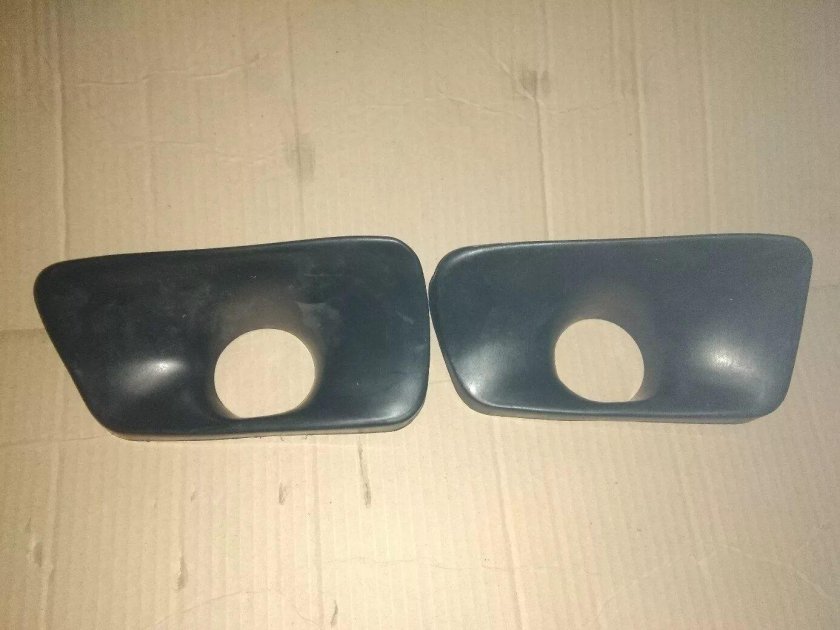 Заглушки противотуманных фар Волга 3110