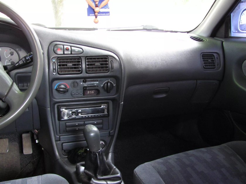 Lancer 1997 салон