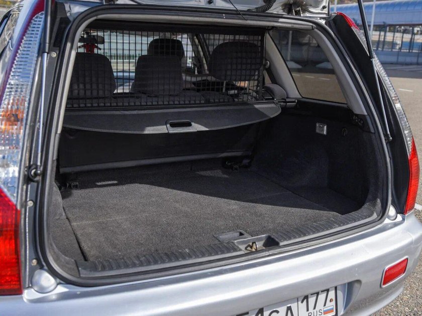 Мицубиси Лансер 9 универсал багажник