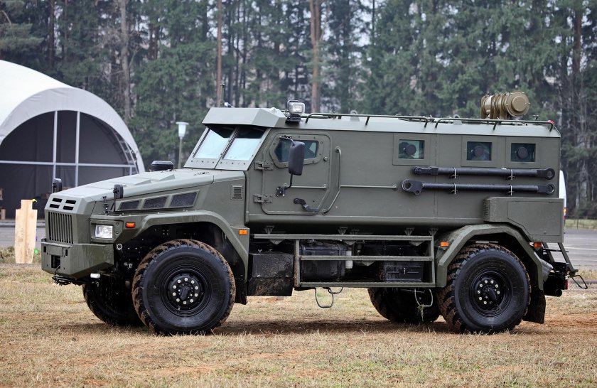 Броневик КАМАЗ-43501 патруль