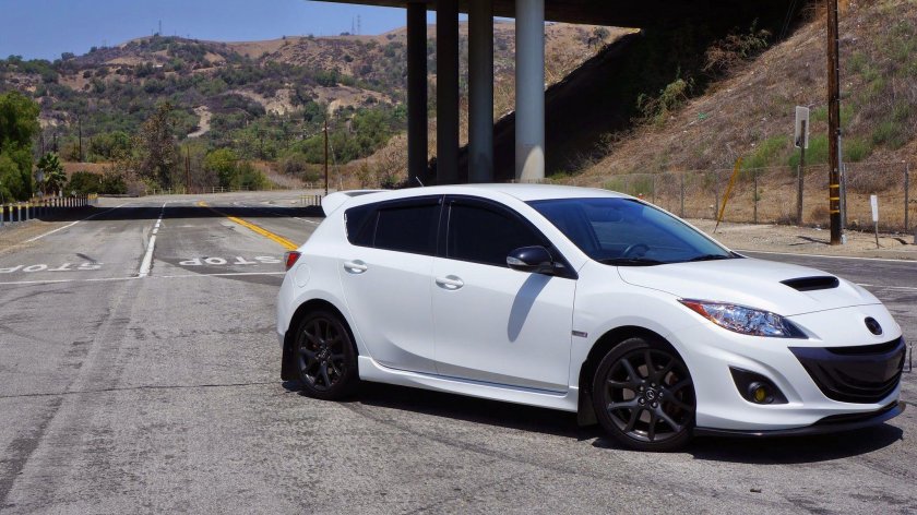 Мазда 3 Zoom Zoom