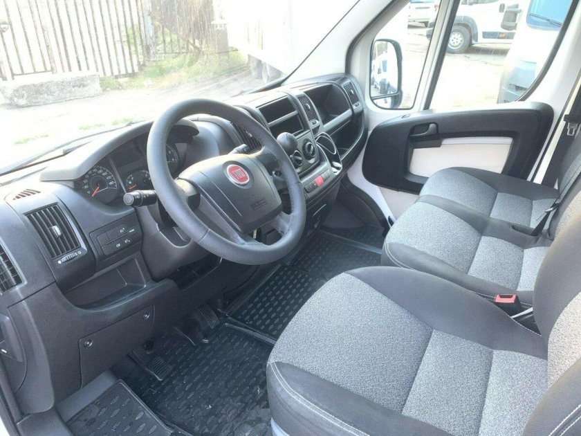 Fiat Ducato 2008 салон