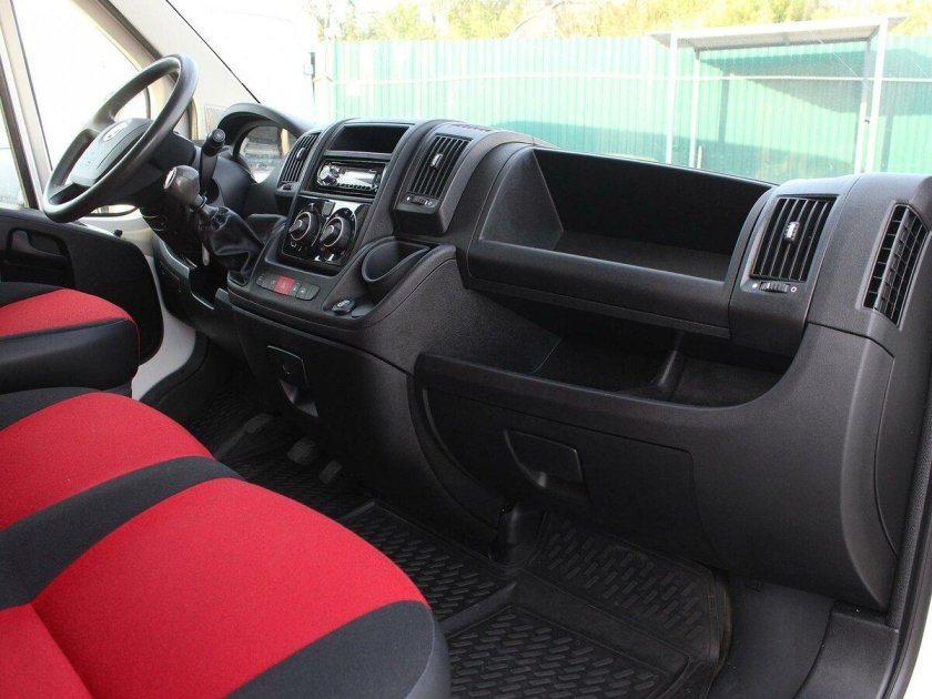 Fiat Ducato 3 салон