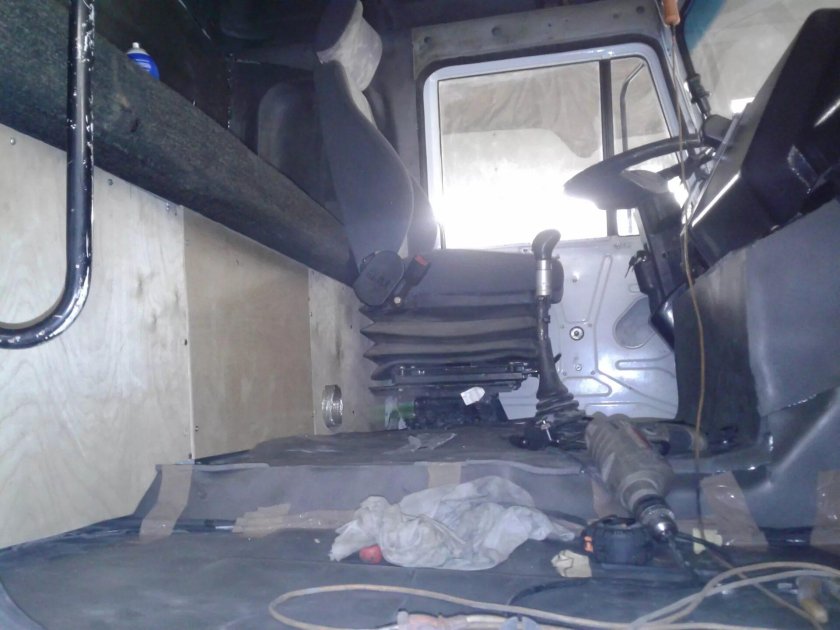 Пол кабины МАЗ 5440