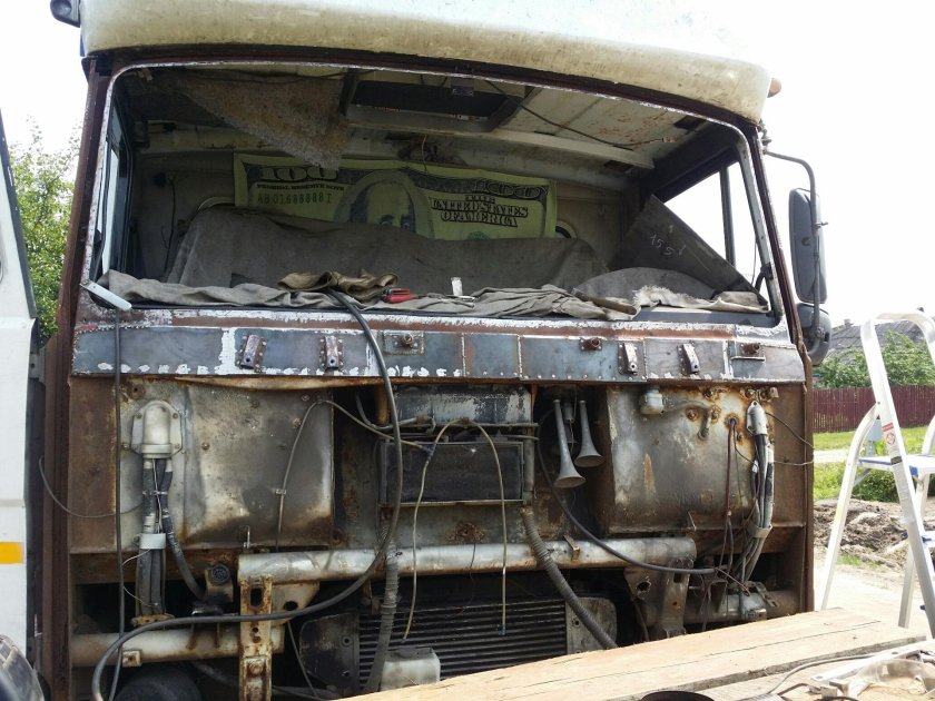 Кабина МАЗ 5337 первой комплектации