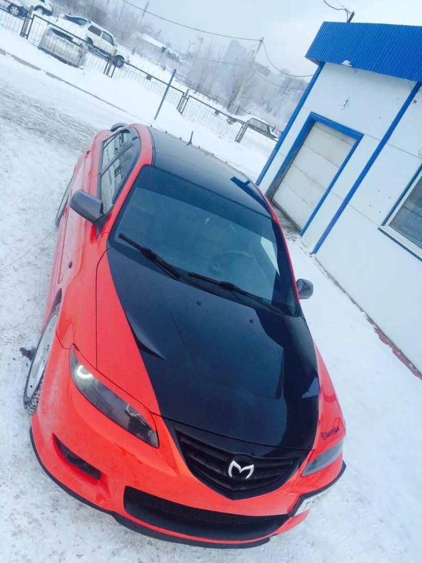 Мазда 6 GH Рестайлинг красная с черной крышей