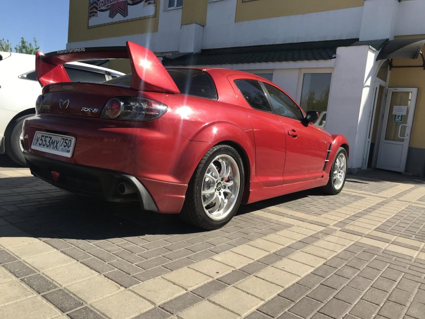 Mazda RX 8 Ducktail