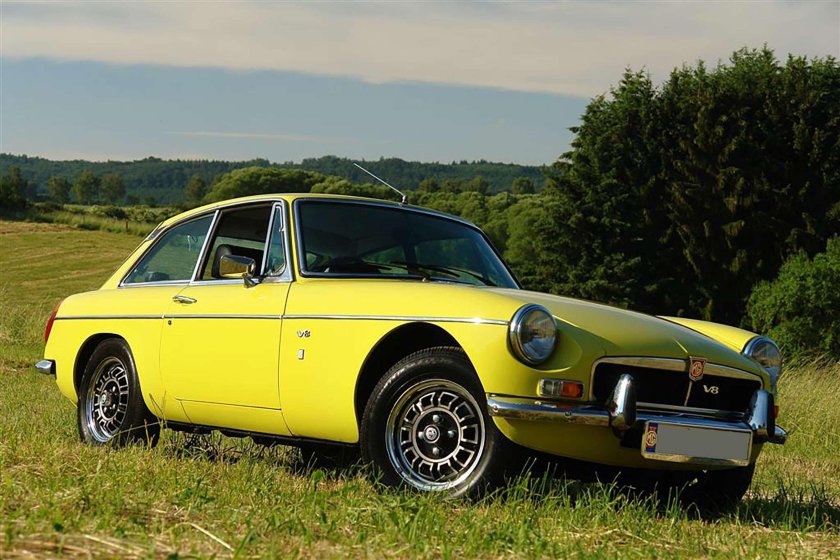 MGB gt v8
