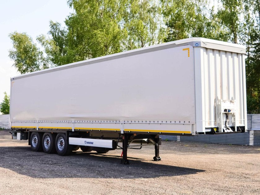 Бортовой полуприцеп Кроне