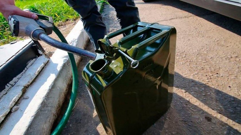 Канистра для бензина