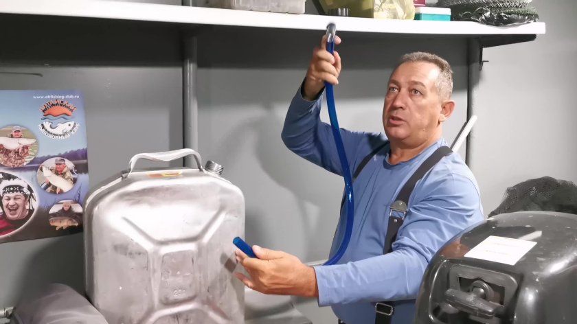 Переливание бензина