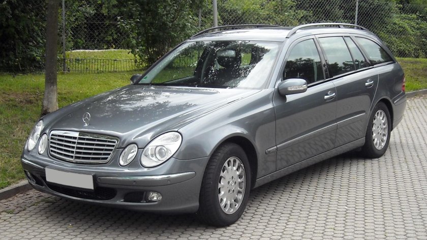S211 Мерседес универсал