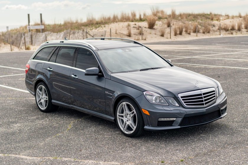 Мерседес вагон