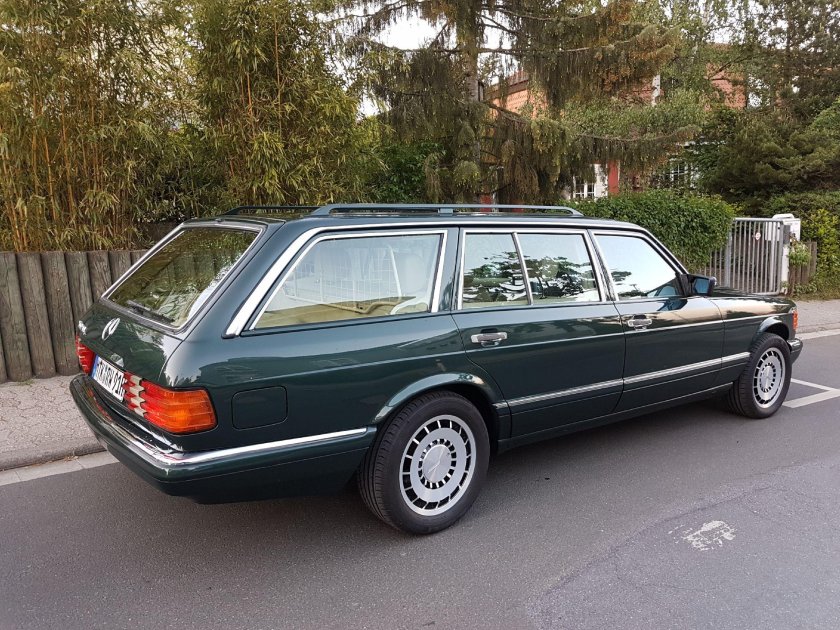 Mercedes Benz w126 Wagon