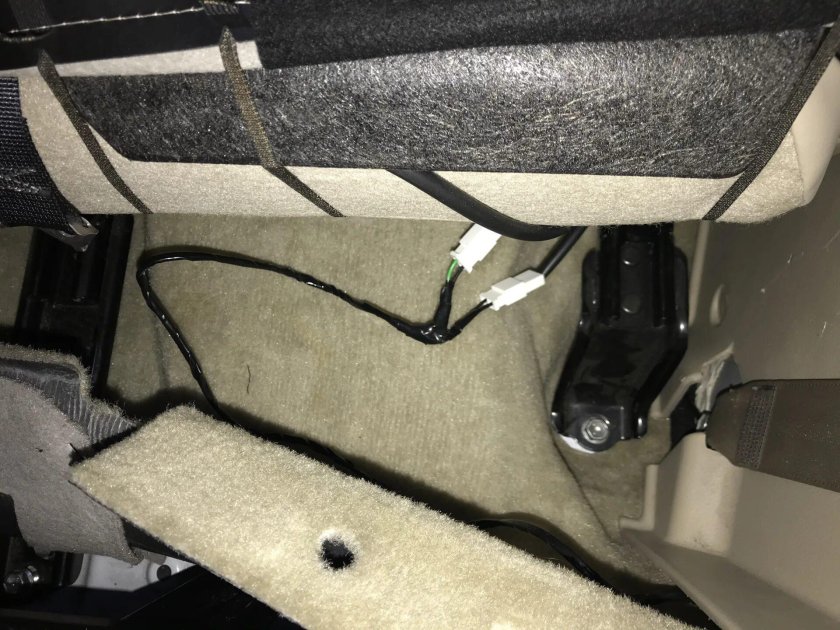 Подогрев сиденья Lexus NX