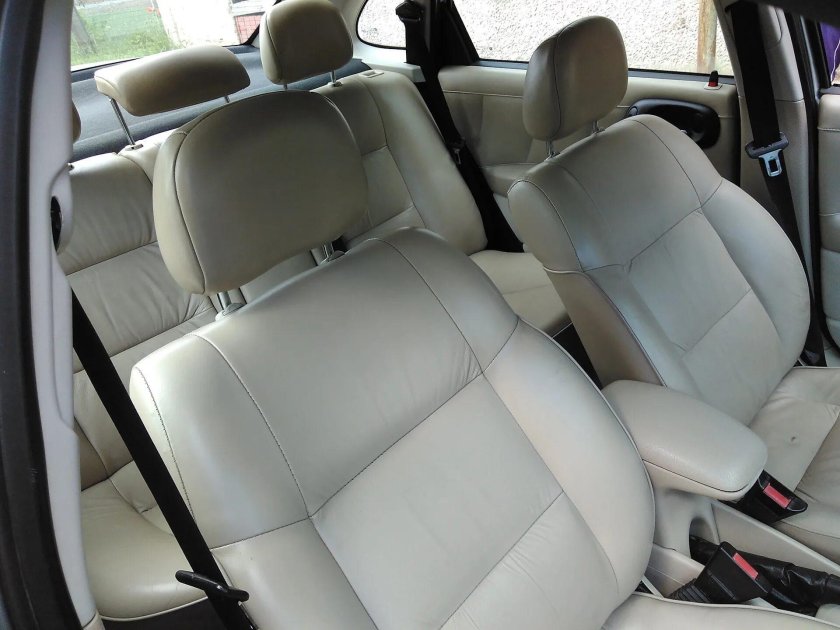 Opel Vectra b бежевый салон