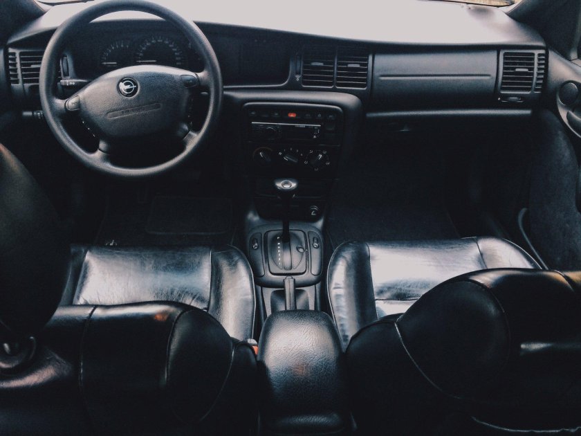 Опель Вектра б 1998 салон