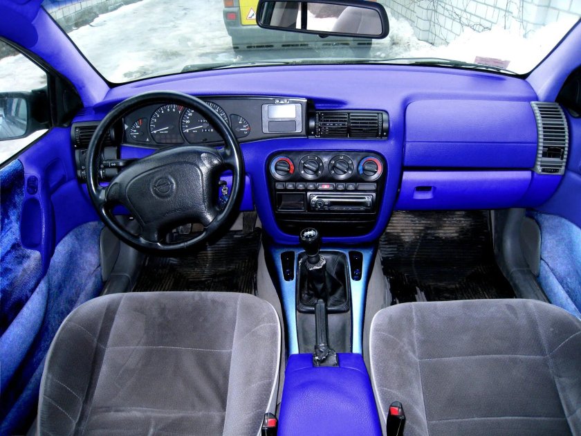 Opel Vectra 1999 Tuning Salon