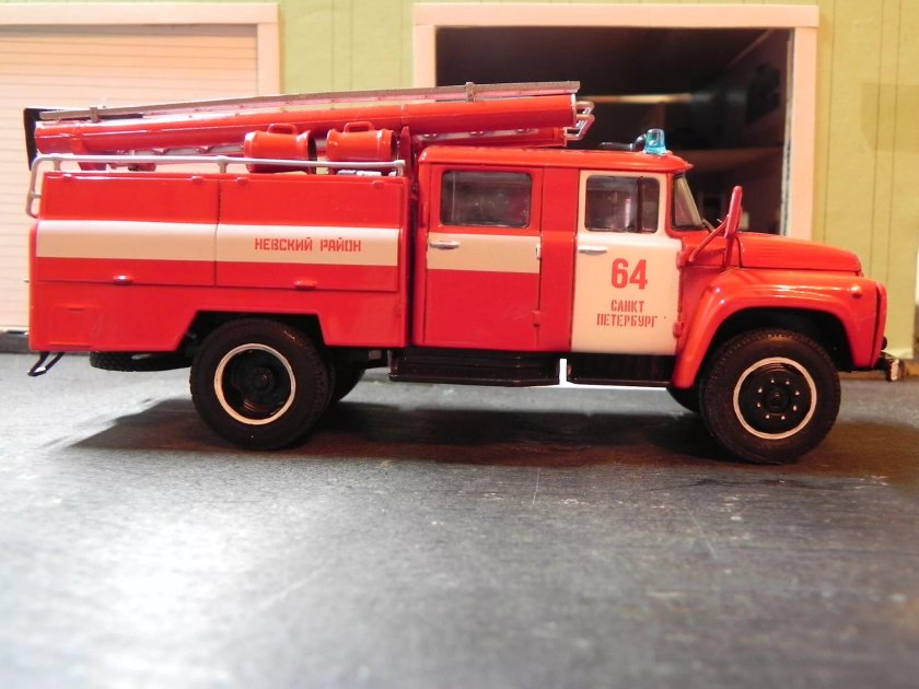 Пожарный ЗИЛ 130 АЦ 40