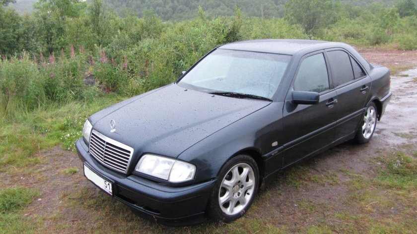 Mercedes c240 w202