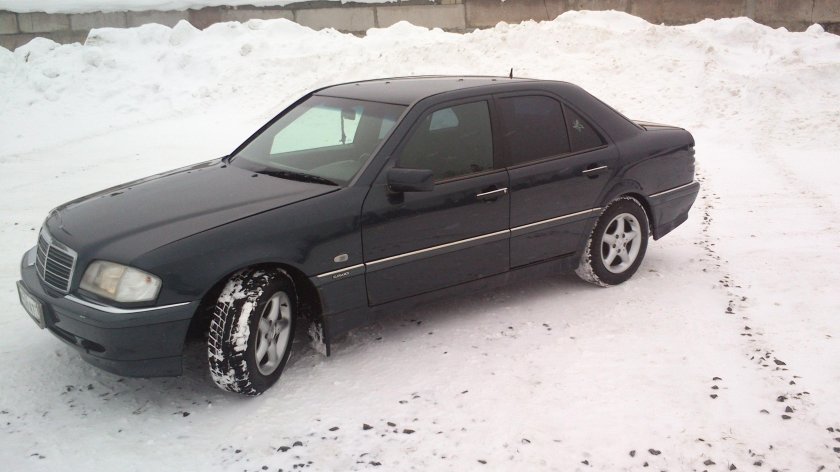 Мерседес 240 кузов