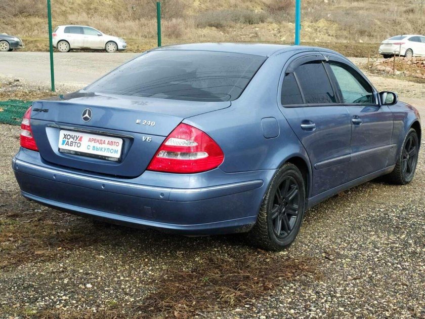 Мерседес 211 серый