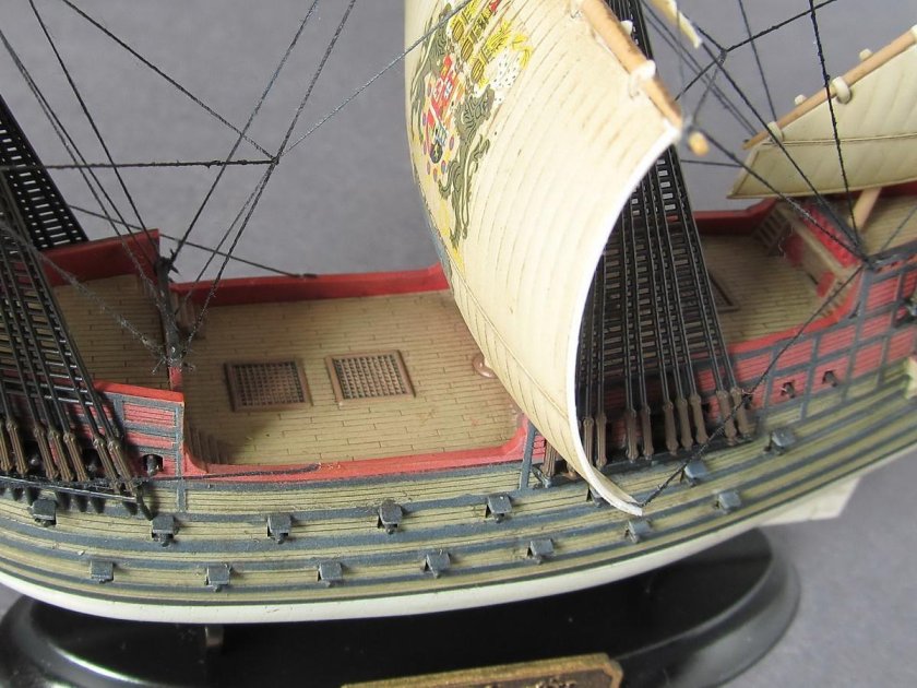 Корабль звезда Галеон Сан Мартин