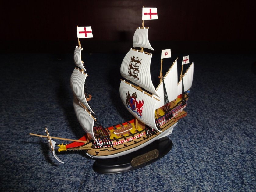 Корабль звезда Галеон Сан Мартин