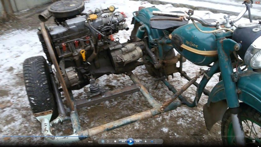 Мотоцикл Урал с двигателем от мотоблока