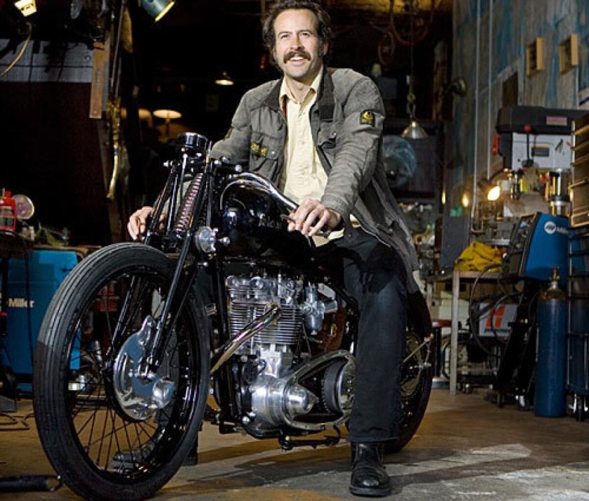 Джонни Депп на мотоцикле