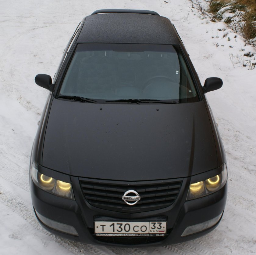 Черный матовый Ниссан Альмера Классик