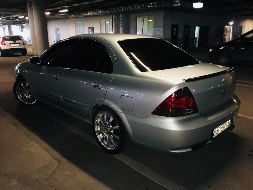 Альмера Классик r17