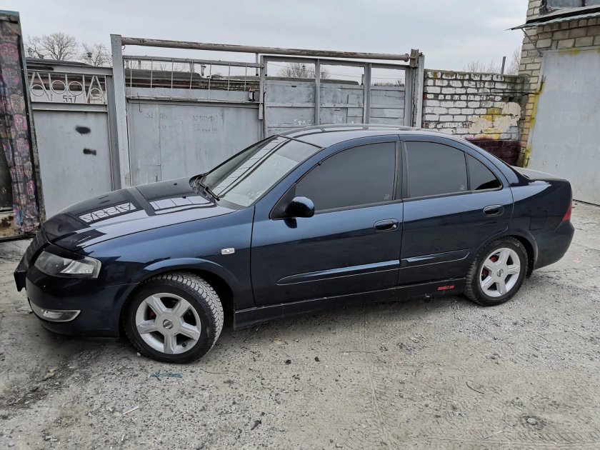 Ниссан Альмера Классик тонированная