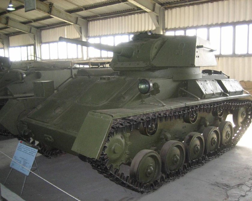 Т-80 лёгкий танк