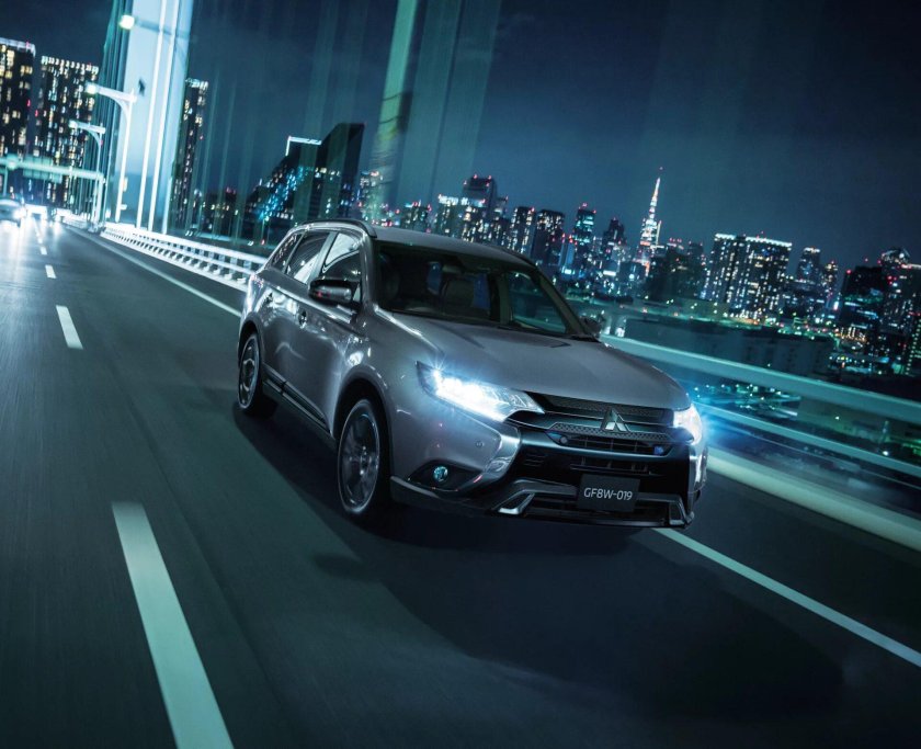Mitsubishi Outlander Black Edition 2020