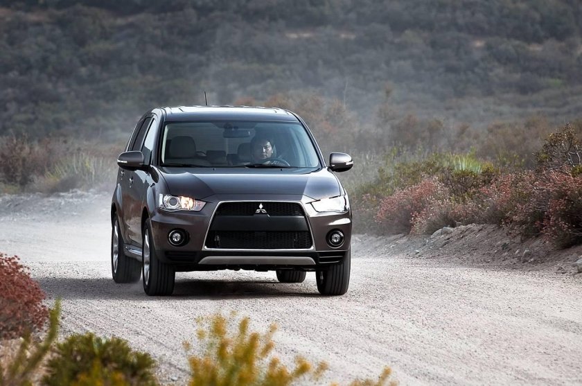 Mitsubishi Outlander gt 2010