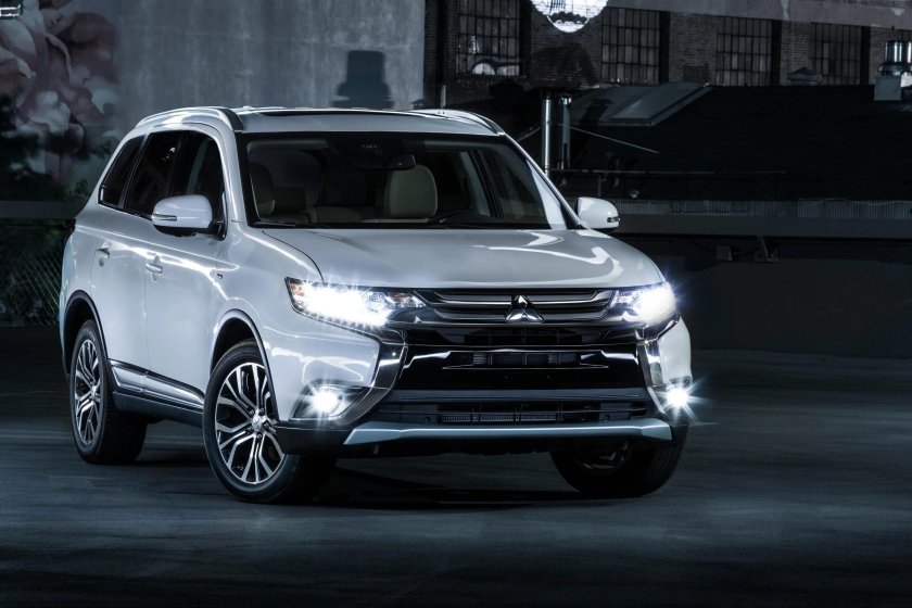 Mitsubishi Outlander gt 2021