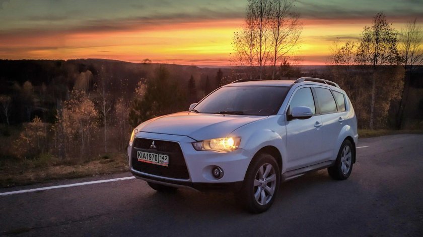 Аутлендер ХЛ 2.4