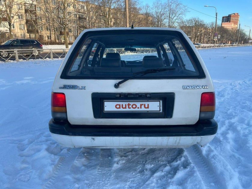 Мазда 323 1992г
