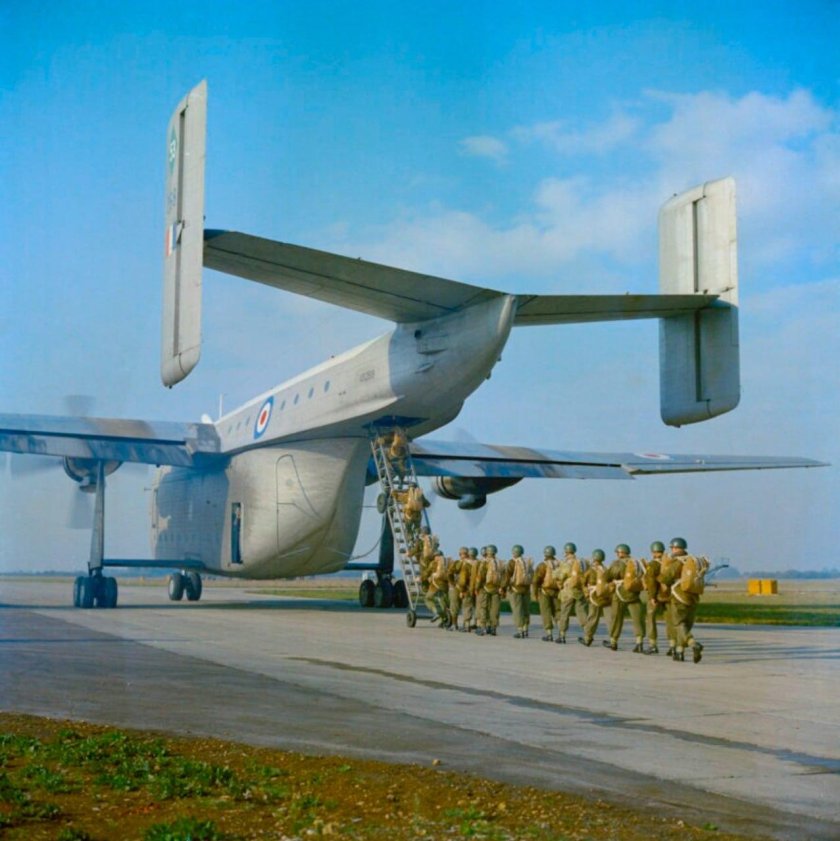 Blackburn b-101 Beverley