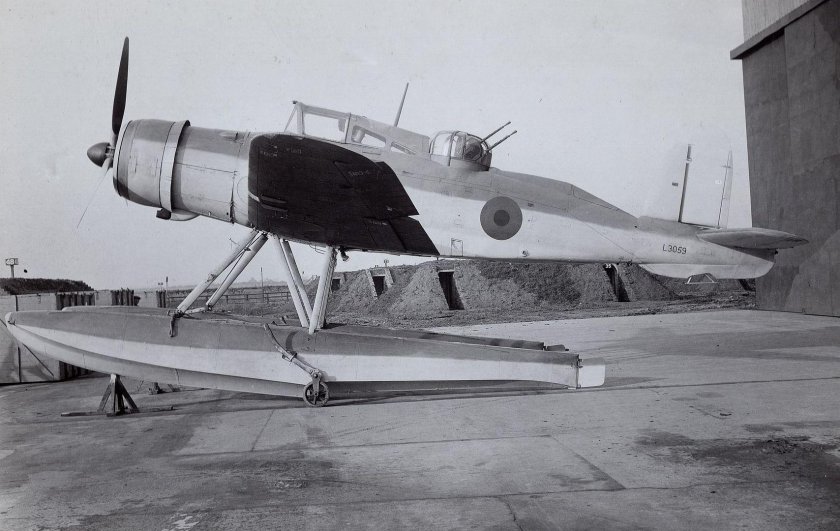 Blackburn b.25 Roc