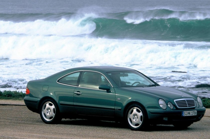 Мерседес CLK c208
