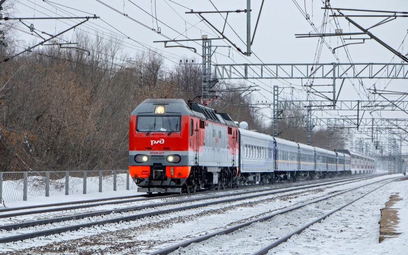 Локомотив эп2к