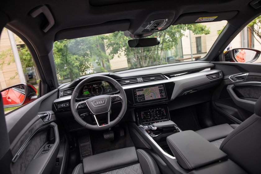 E-tron Audi Virtual Cockpit Plus
