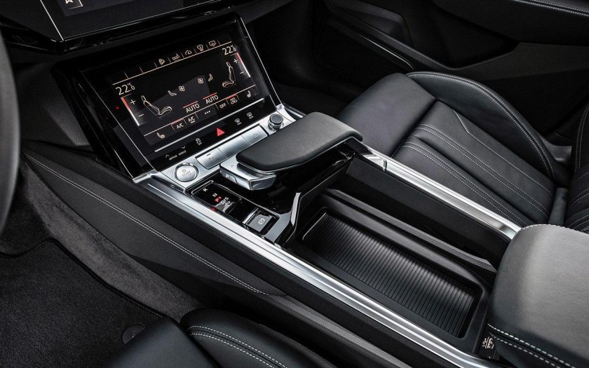 Audi e-tron 2019