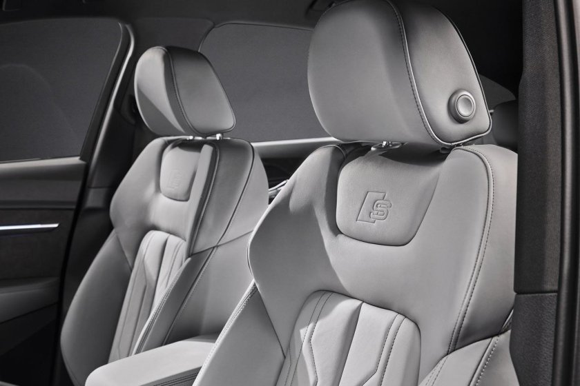 Audi e-tron Sportback салон