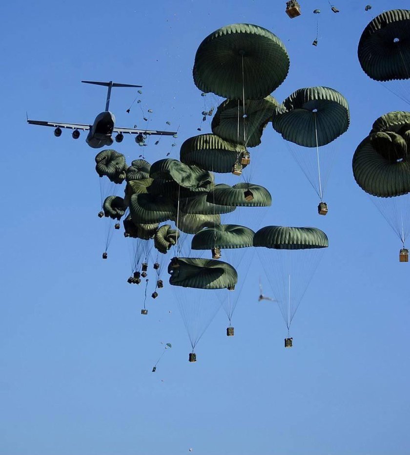 Танк на парашюте