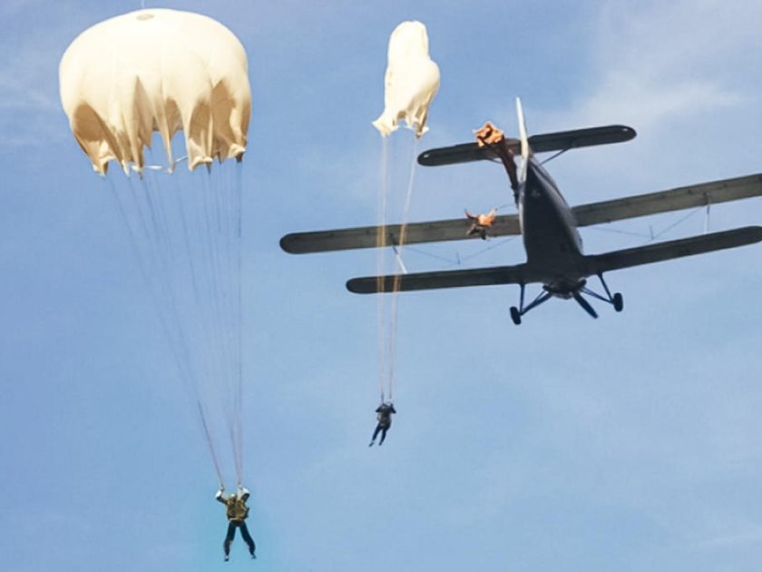 АН-2 парашютисты